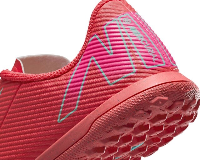 NIKE JR. MERCURIAL VAPOR 16 CLUB Genç Halı Saha Ayakkabısı FQ8287-800 Kırmızı