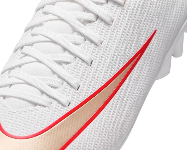 NIKE JR MERCURIAL SUPERFLY 11 CLUB FGMG Çocuk Çoklu Çim Zemin Kramponu IU1795-100 Beyaz