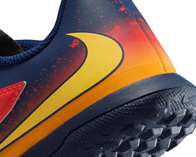 NIKE JR PHANTOM 6 LOW CLUB TF EH Genç Halı Saha Ayakkabısı II8285-800 Turuncu