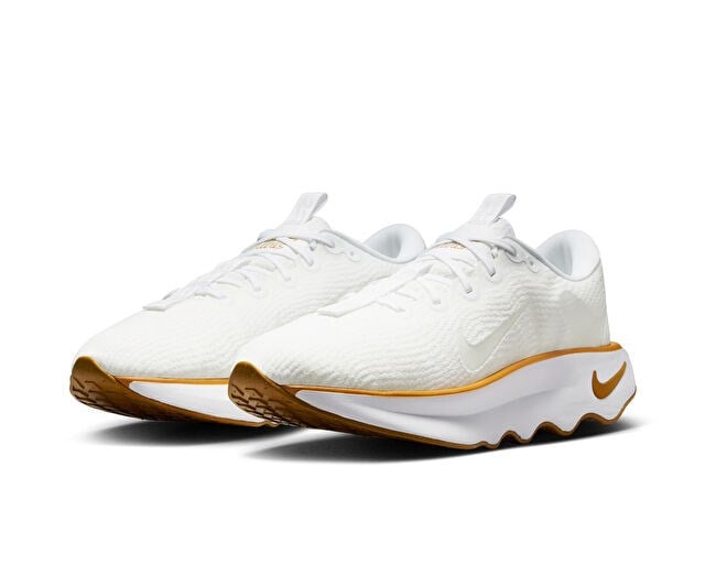 NIKE MOTIVA Erkek Koşu Ayakkabısı DV1237-104 Beyaz