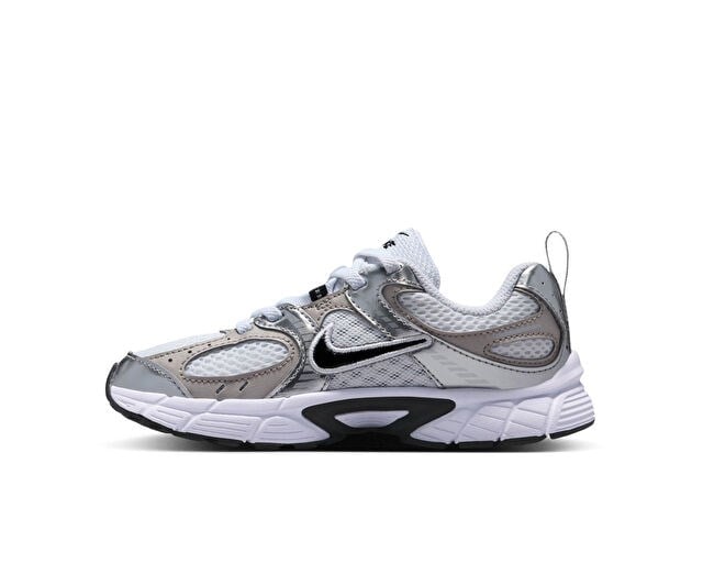 NIKE NIKE V5 RNR E (PS) Çocuk Günlük Ayakkabı HQ6412-100 Beyaz
