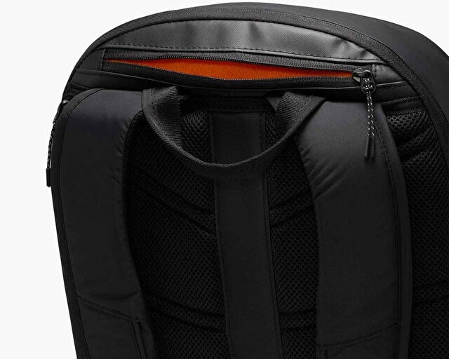 NIKE NK NSW COMMUTE BKPK Sırt Çantası-En: 30 cm, Boy: 48 cm, Derinlik: 13 cm FZ6128-011 Siyah