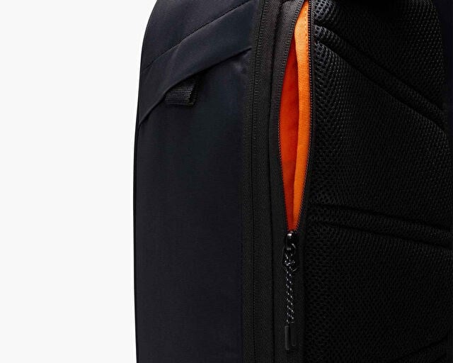 NIKE NK NSW COMMUTE BKPK Sırt Çantası-En: 30 cm, Boy: 48 cm, Derinlik: 13 cm FZ6128-011 Siyah