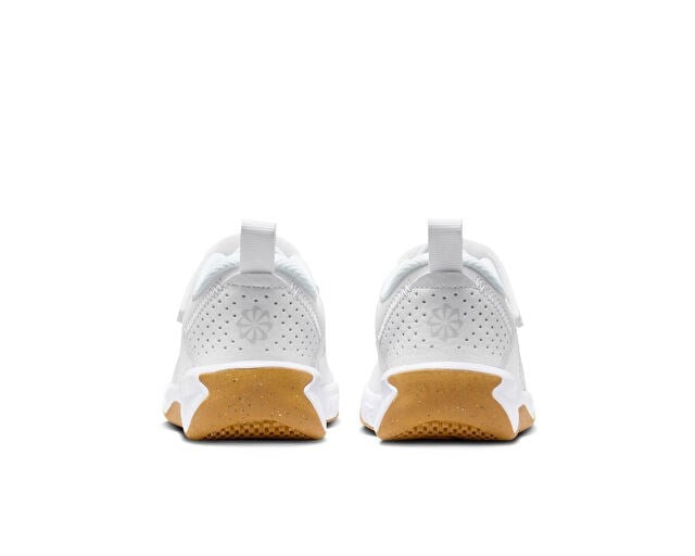 NIKE OMNI MULTI-COURT Çocuk Indoor/Salon Ayakkabısı DM9026-105 Beyaz