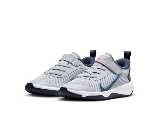 NIKE OMNI MULTI-COURT Çocuk Indoor/Salon Ayakkabısı DM9026-010 Çok Renkli