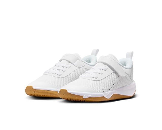 NIKE OMNI MULTI-COURT Çocuk Indoor/Salon Ayakkabısı DM9026-105 Beyaz