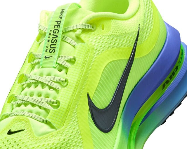 NIKE PEGASUS PREMIUM Erkek Koşu Ayakkabısı HQ2592-702 Yeşil
