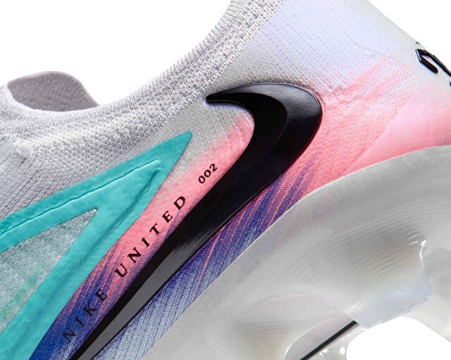 NIKE PHANTOM 6 LOW ELITE FG NU2 Erkek Çim Zemin Kramponu IM9604-300 Yeşil