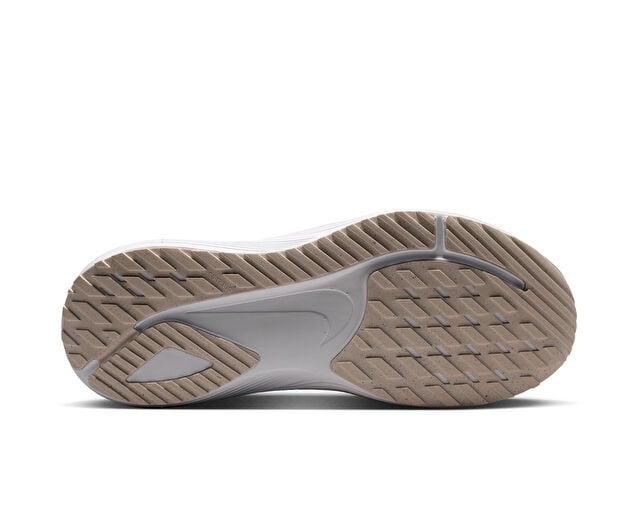 NIKE QUEST 7 Erkek Koşu Ayakkabısı IM6368-102 Beyaz