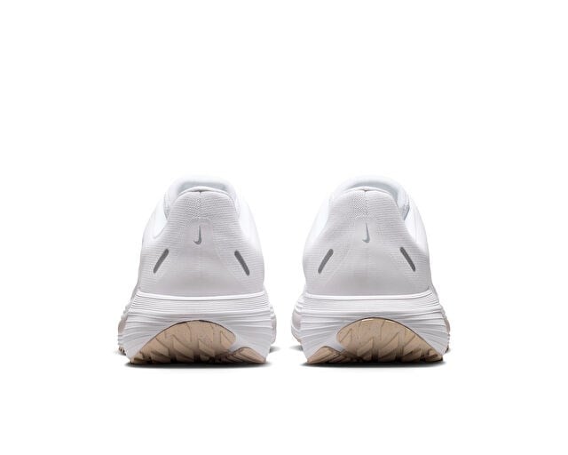 NIKE QUEST 7 Erkek Koşu Ayakkabısı IM6368-102 Beyaz