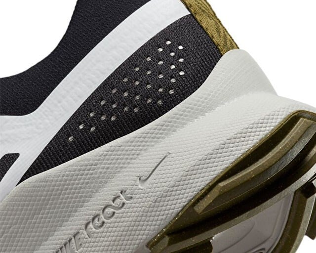 NIKE REACT PEGASUS TRAIL 4 Erkek Koşu Ayakkabısı DJ6158-006 Siyah