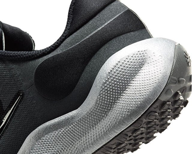 NIKE REVOLUTION 7 Genç Koşu Ayakkabısı FZ4805-001 Siyah