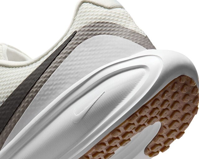 NIKE REVOLUTION 8 Erkek Koşu Ayakkabısı HJ9198-005 Siyah