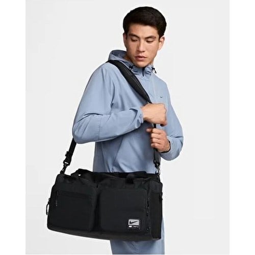 Nike Spor Çantası Ultimate Prof Spor Çantası 31LITRE 48CM Siyah