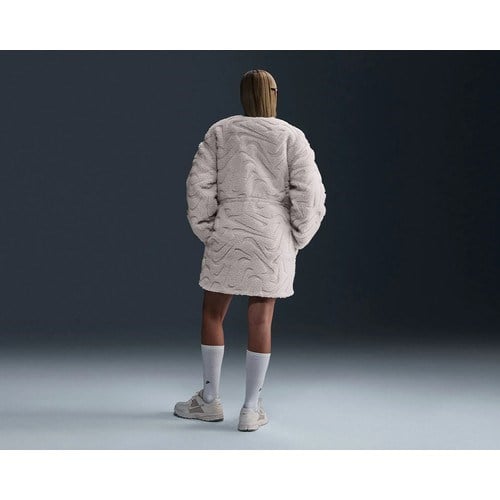 Nike Sportswear Cozy Long-Haired All-Over Swoosh Logo Lined Loose Full-Zip Kadın CEKET-FV8025-104