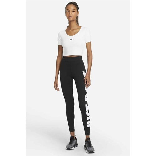 Nike Sportswear Essential