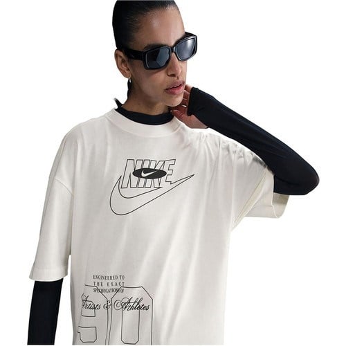 Nike Sportswear Kadın Günlük Tişört HJ2993-133