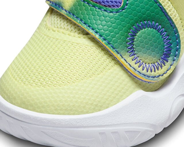 NIKE TEAM HUSTLE D 11 SE Bebek Günlük Ayakkabı FN6678-300 Yeşil