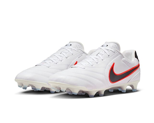 NIKE TIEMPO LIGERA PRO FG Erkek Çim Zemin Kramponu HQ3158-106 Beyaz