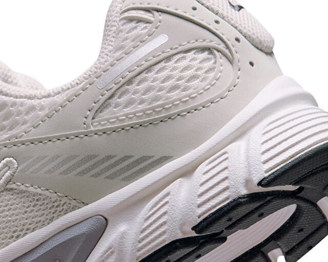 NIKE V5 RNR (GS) Genç Günlük Ayakkabı IX0356-030 Krem