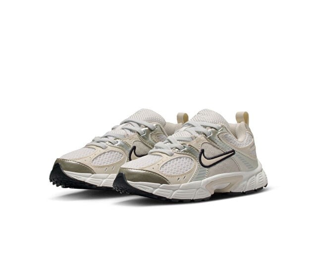 NIKE V5 RNR (PS) Çocuk Günlük Ayakkabı HQ6412-102 Beyaz