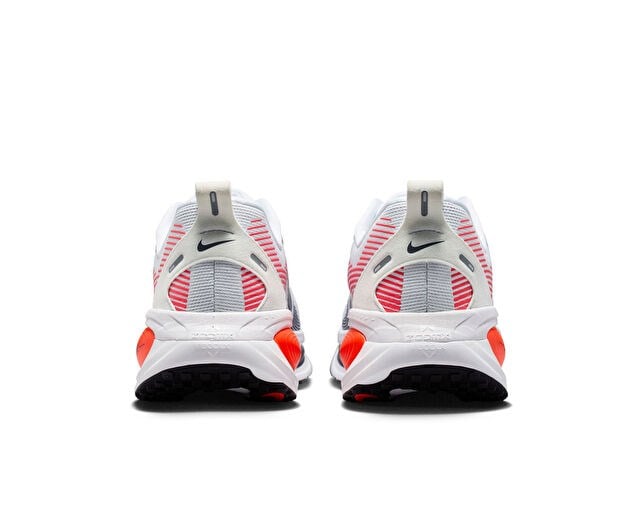 NIKE VOMERO 18 Erkek Koşu Ayakkabısı HM6803-112 Gri