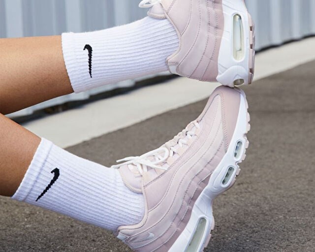 NIKE W AIR MAX 95 Kadın Günlük Ayakkabı DJ3859-600 Pembe