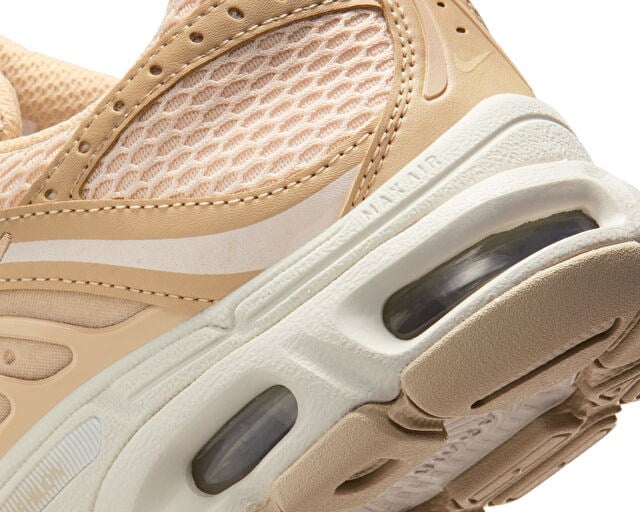 NIKE W AIR MAX MOTO 2K Unisex Günlük Ayakkabı HQ2056-111 Beyaz