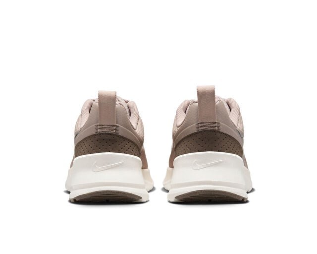NIKE W AIR MAX NUAXIS Kadın Günlük Ayakkabı HF1233-200 Bej