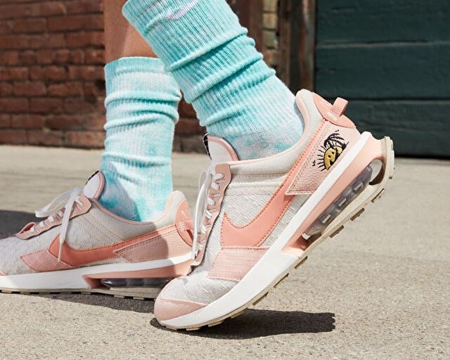 NIKE W AIR MAX PRE DAY SE Kadın Günlük Ayakkabı DJ9984-101 Krem