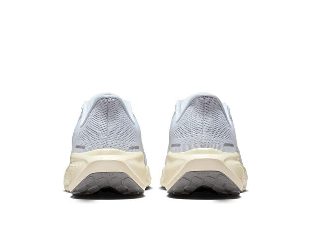NIKE W AIR ZOOM PEGASUS 41 ESS Unisex Koşu Ayakkabısı IO9914-100 Beyaz