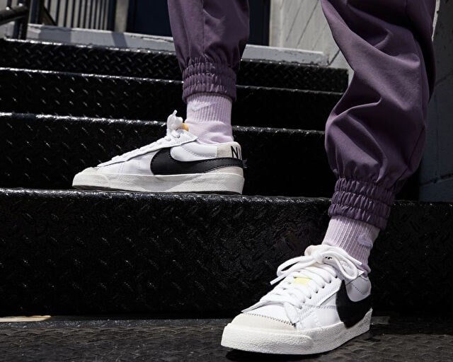 NIKE W BLAZER LOW '77 JUMBO Unisex Günlük Ayakkabı DQ1470-101 Beyaz