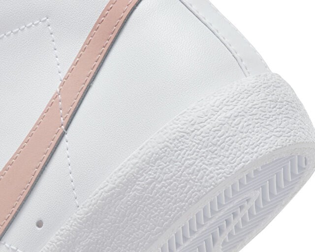 NIKE W BLAZER MID '77 Kadın Günlük Ayakkabı CZ1055-118 Beyaz