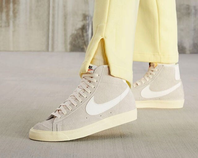NIKE W BLAZER MID '77 VNTG Kadın Günlük Ayakkabı DV7006-001 Krem