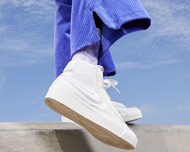 NIKE W BLAZER MID VICTORY Kadın Günlük Ayakkabı DR2948-100 Krem