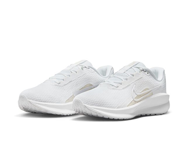 NIKE W DOWNSHIFTER 13 Kadın Koşu Ayakkabısı FD6476-101 Beyaz