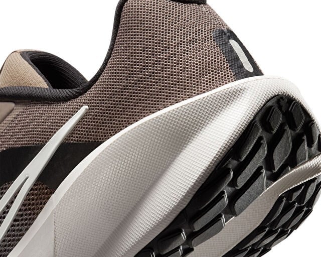 NIKE W DOWNSHIFTER 13 Unisex Koşu Ayakkabısı FD6476-200 Kahverengi