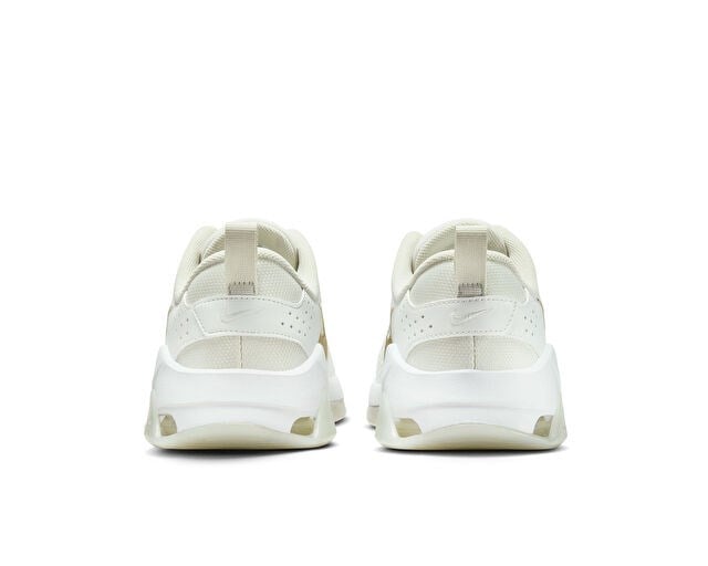 NIKE W NIKE ZOOM BELLA 6 PRM Kadın Günlük Ayakkabı FJ1589-100 Beyaz