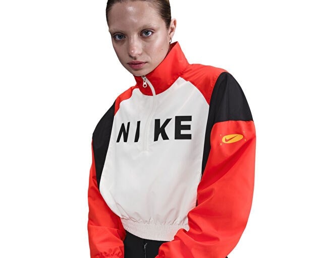 NIKE W NSW CLSSC WVN REMIX LTWT PO Kadın Günlük Çeyrek Fermuarlı Ceket IH8478-133 Beyaz