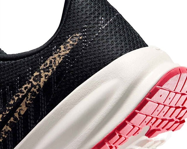 NIKE W RUN DEFY PRINT Kadın Koşu Ayakkabısı IV5681-001 Siyah