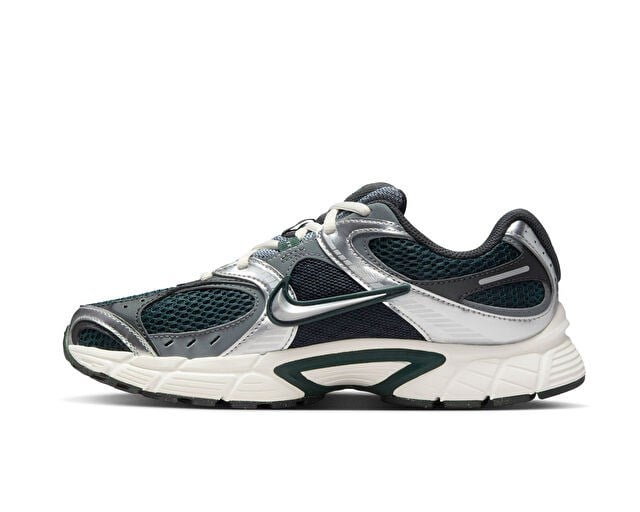 NIKE W V5 RNR Kadın Günlük Ayakkabı HQ7901-300 Yeşil