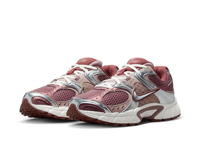 NIKE W V5 RNR Kadın Günlük Ayakkabı HQ7901-200 Kahverengi