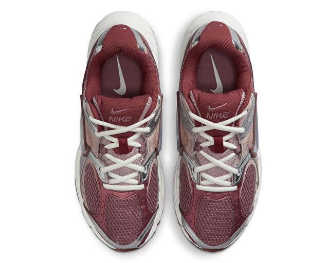 NIKE W V5 RNR Kadın Günlük Ayakkabı HQ7901-200 Kahverengi