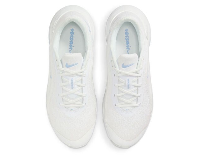 NIKE W VERSAIR Kadın Antrenman Ayakkabısı DZ3547-106 Bej