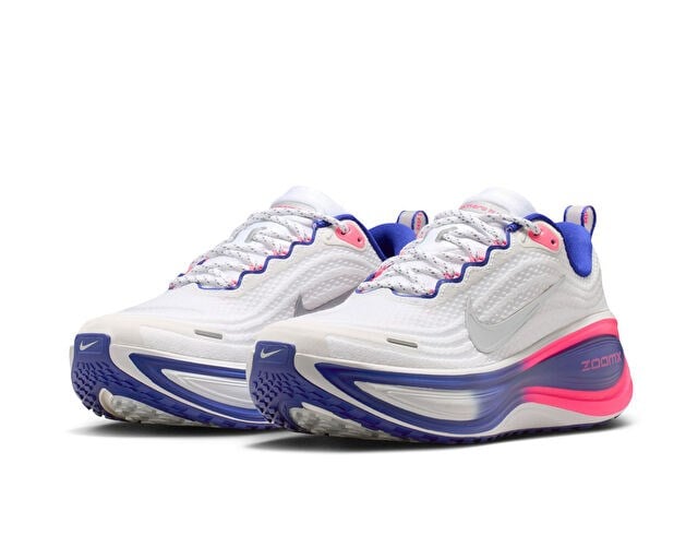 NIKE W VOMERO PLUS SE Kadın Koşu Ayakkabısı IR5893-100 Beyaz