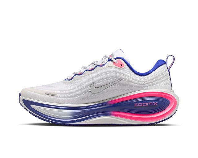NIKE W VOMERO PLUS SE Kadın Koşu Ayakkabısı IR5893-100 Beyaz