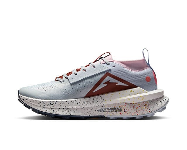 NIKE W ZOOMX ZEGAMA TRAIL 2 Kadın Arazi Tipi Koşu Ayakkabısı FD5191-006 Gri