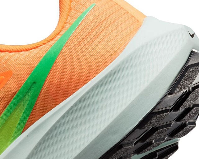NIKE WMNS AIR ZOOM PEGASUS 39 Unisex Koşu Ayakkabısı DH4072-800 Turuncu