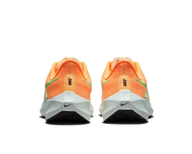 NIKE WMNS AIR ZOOM PEGASUS 39 Unisex Koşu Ayakkabısı DH4072-800 Turuncu