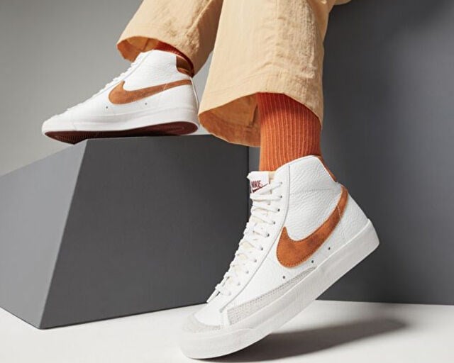 NIKE WMNS BLAZER MID '77 Unisex Günlük Ayakkabı DX8948-100 Beyaz